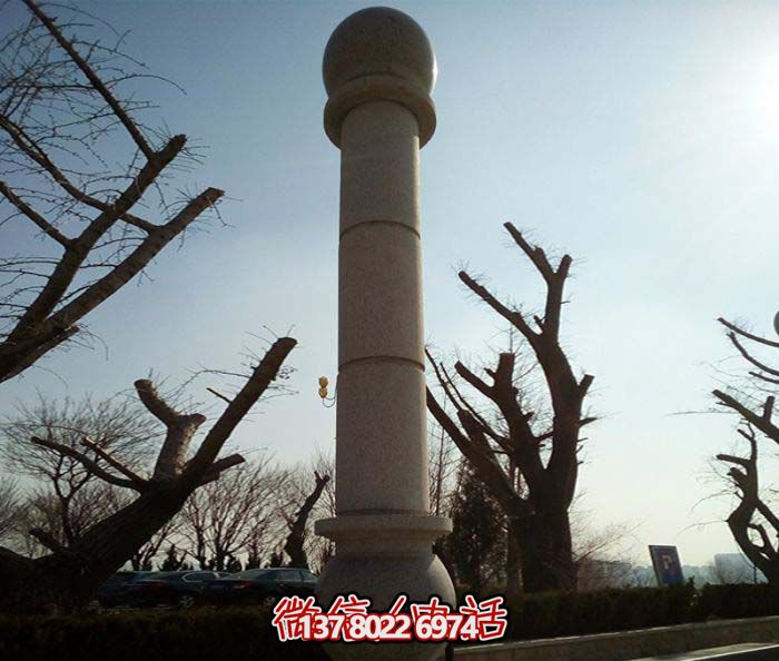 绚丽多彩的大理石雕塑石柱，打造优雅秀美的广场景观