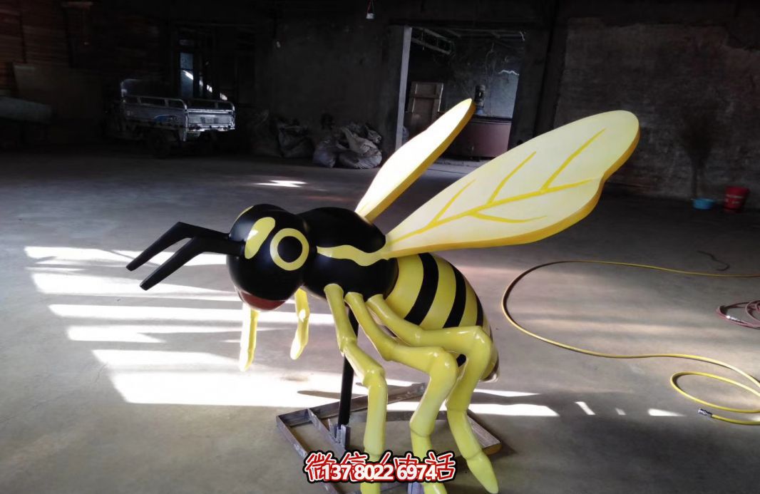 黄色蜜蜂玻璃钢雕塑 黄色蜜蜂玻璃钢雕塑