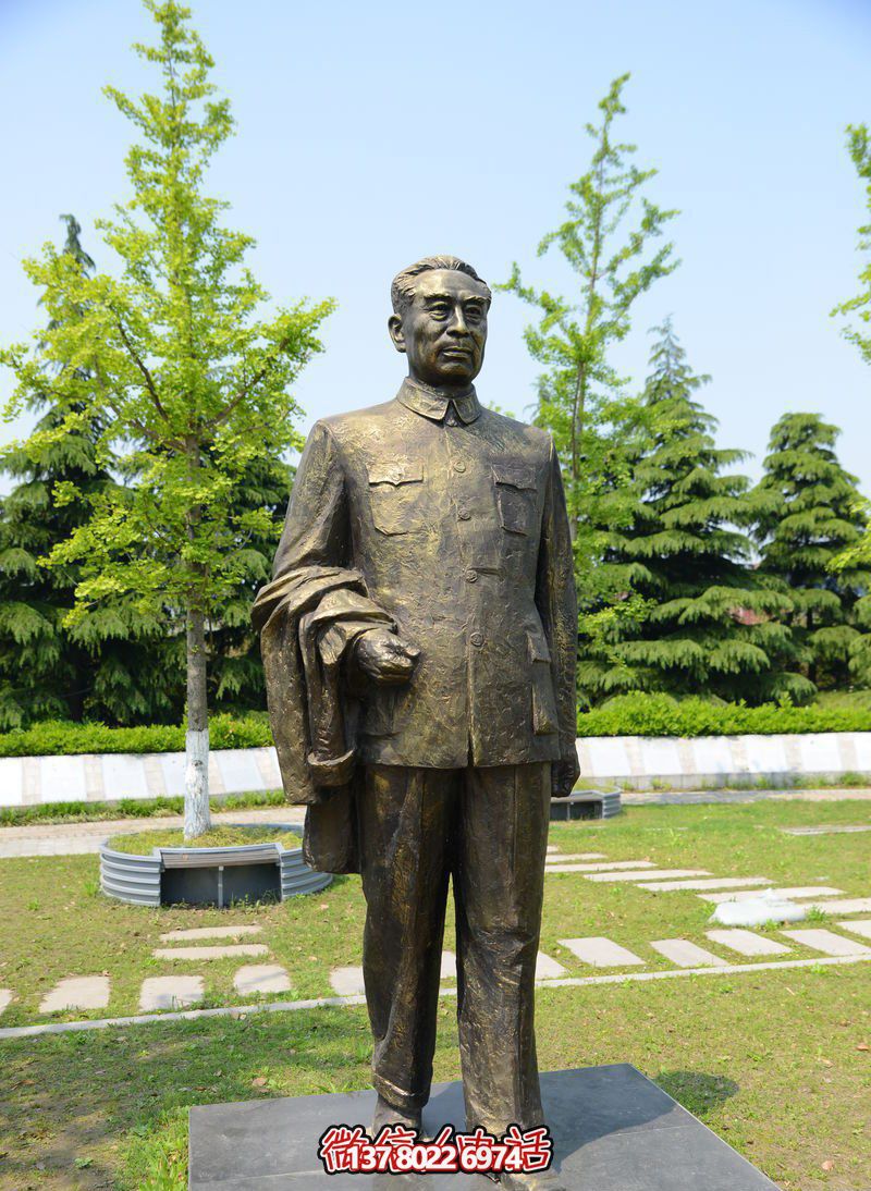 纪念周恩来伟人雕塑，缅怀历史，见证辉煌