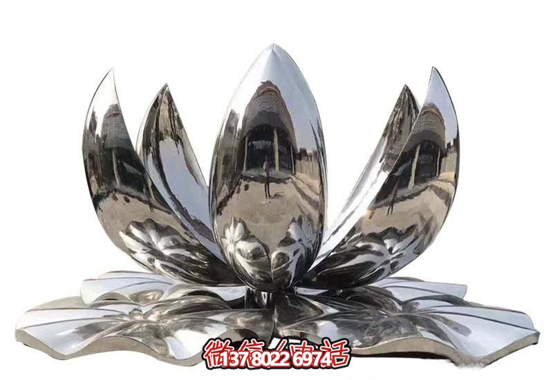 镜面不锈钢莲花雕塑，为公园带来活力
