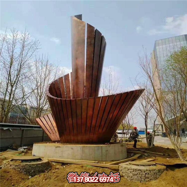 黄铜雕塑景观——美化广场园林