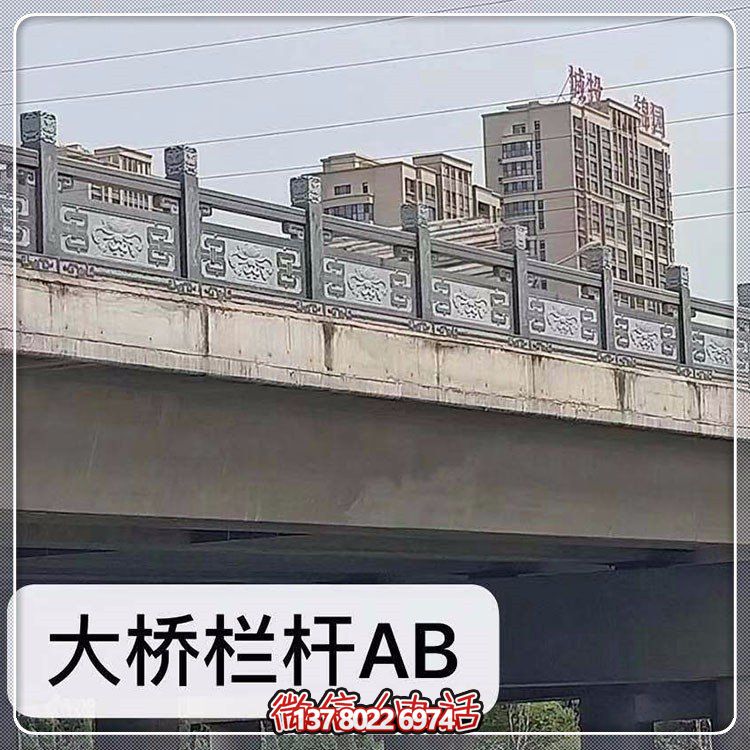 精美花岗岩护栏，点缀河道风景线