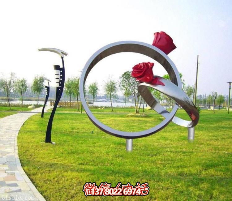 不锈钢玫瑰戒指景观雕塑