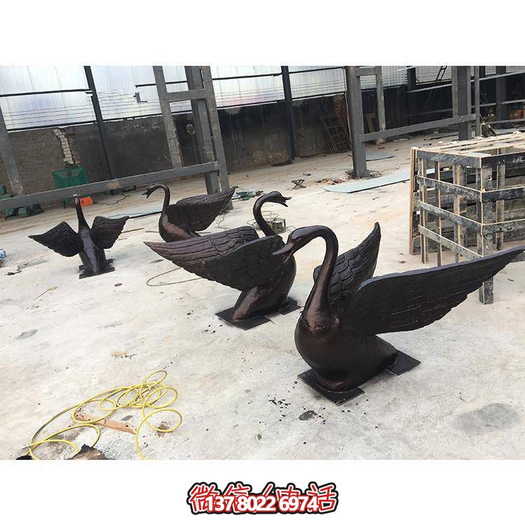 玻璃钢仿铜天鹅喷水小区园林水池摆件