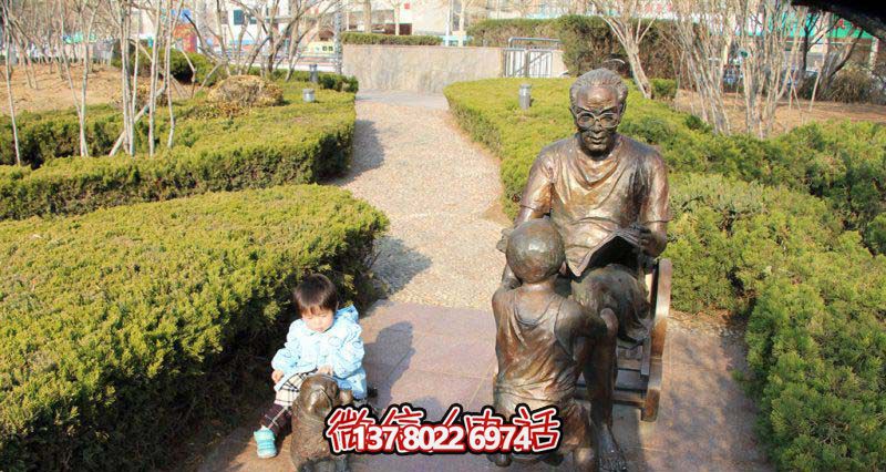 创意铜雕读书雕塑，让小朋友在园林中畅快阅读