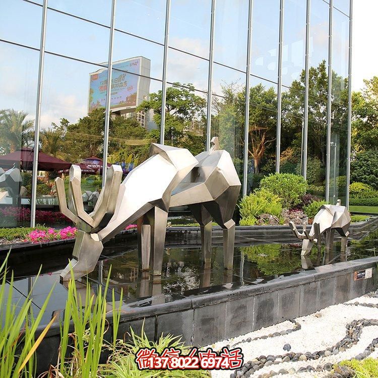 精致雕塑，几何镜面不锈钢鹿，点缀精致水景小品