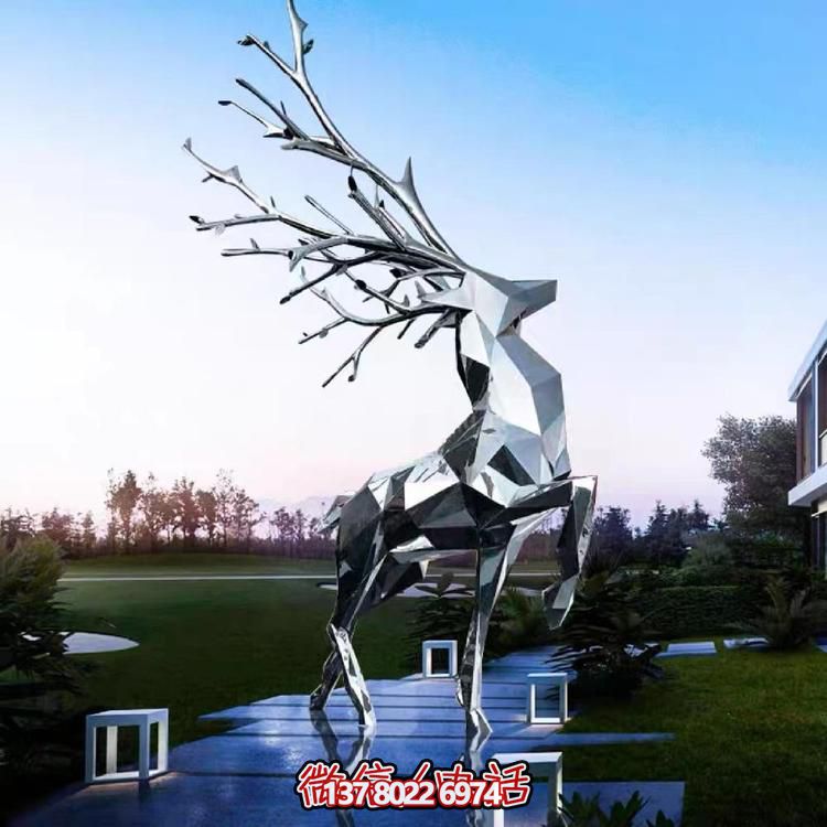 不锈钢几何形镜面彩绘摆件，为校园景观户外售楼处带来时尚美感