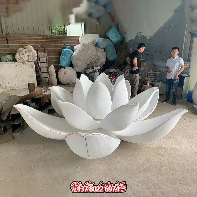 不锈钢大型户外水景莲花雕塑