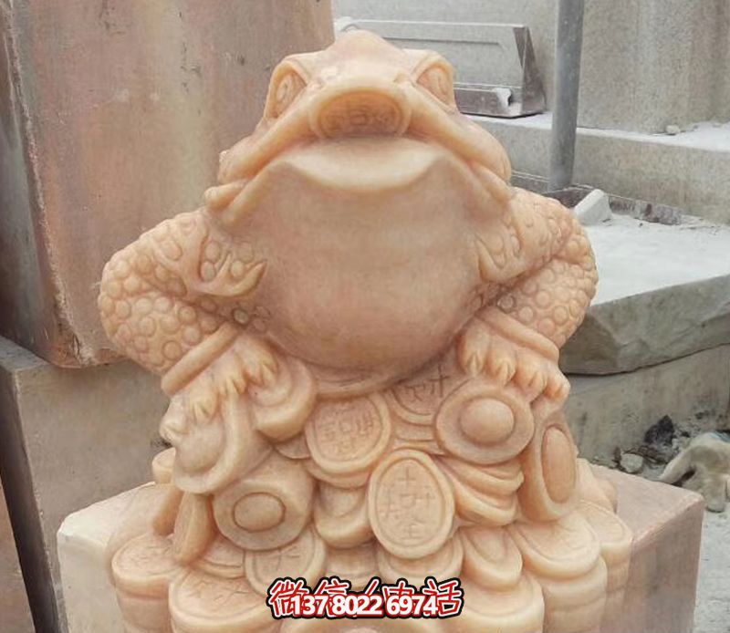 花岗岩大眼睛仿真金蟾雕塑 花岗岩大眼睛仿真金蟾雕塑