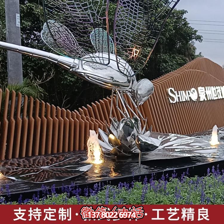 大型不锈钢雕塑，为城市酒店、公园、商场及水景环境增添独特景观