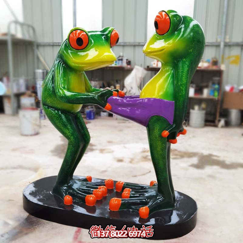 逗趣玻璃钢青蛙雕塑，为景区增色不只