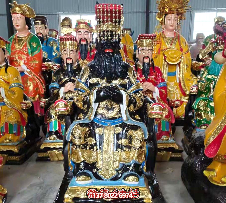 玻璃钢彩绘龙王雕塑，传承古老文化