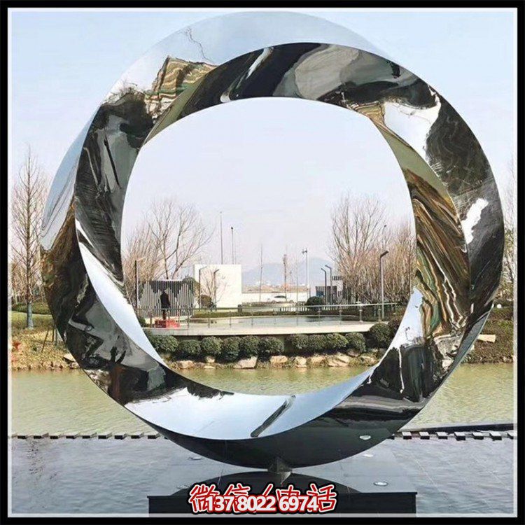 不锈钢异性圆环雕塑——室外民宿水景装饰