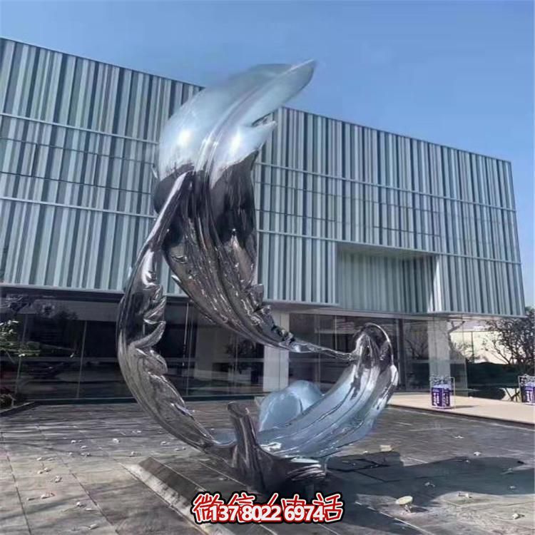 大型不锈钢镜面羽毛雕塑