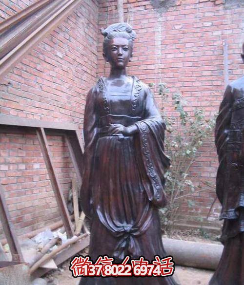 紫色千古—李清照才女的铜雕园林景区 紫色千古—李清照才女的铜雕园林景区