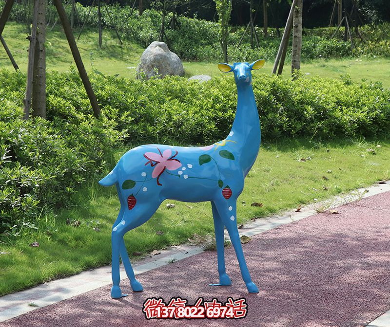 公园彩绘玻璃钢雕塑——蓝色鹿 公园彩绘玻璃钢雕塑——蓝色鹿