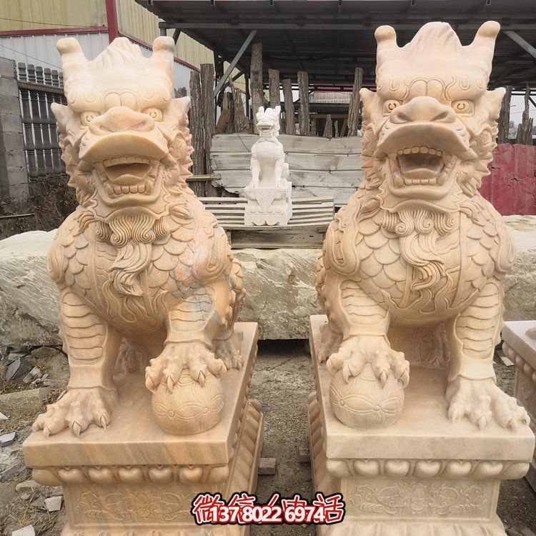 红色晚霞大理石雕塑麒麟