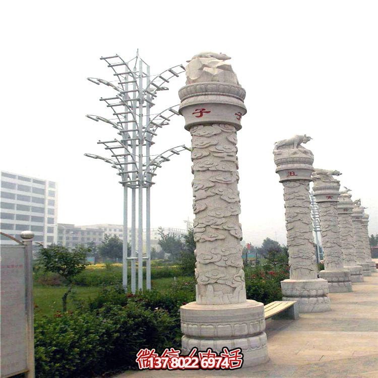 古代生肖石雕龙柱为公园摆放的艺术装饰品 古代生肖石雕龙柱为公园摆放的艺术装饰品