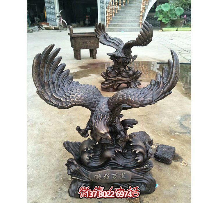 程鹏万里玻璃钢老鹰雕塑——精致筑梦之作 程鹏万里玻璃钢老鹰雕塑——精致筑梦之作