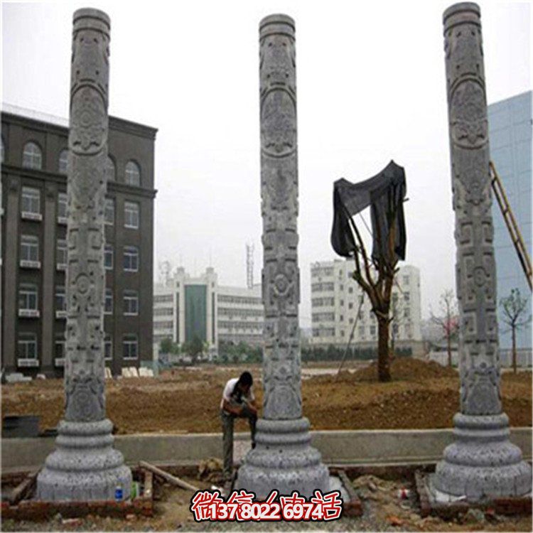 大型浮雕盘龙石柱雕塑摆件