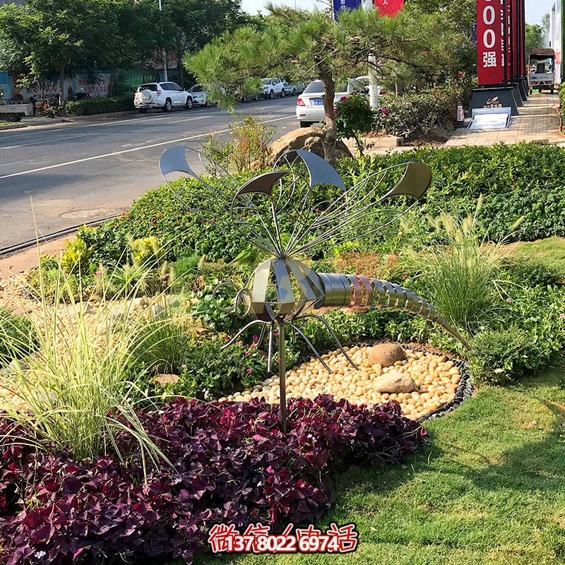 不锈钢雕塑蜻蜓——点缀校园景观 不锈钢雕塑蜻蜓——点缀校园景观