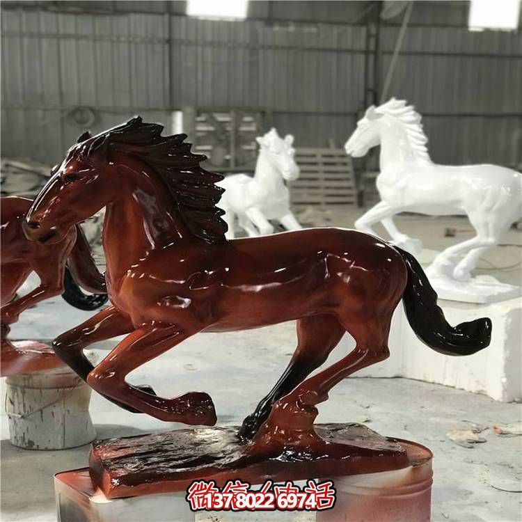 玻璃钢彩绘马摆件