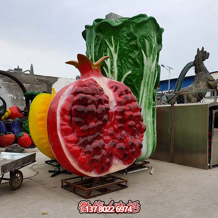玻璃钢仿真水果景观雕塑