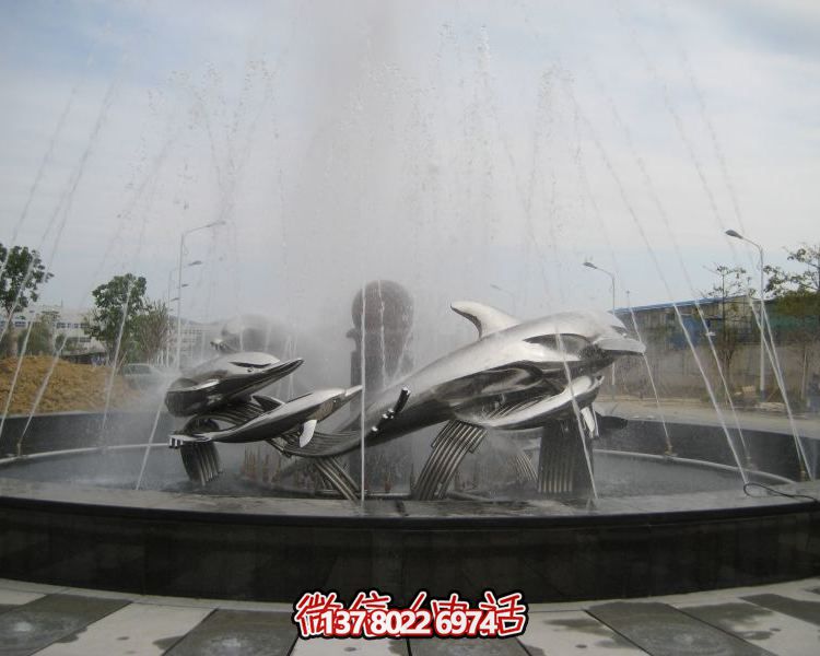 不锈钢海豚雕塑，装饰现代广场的水景