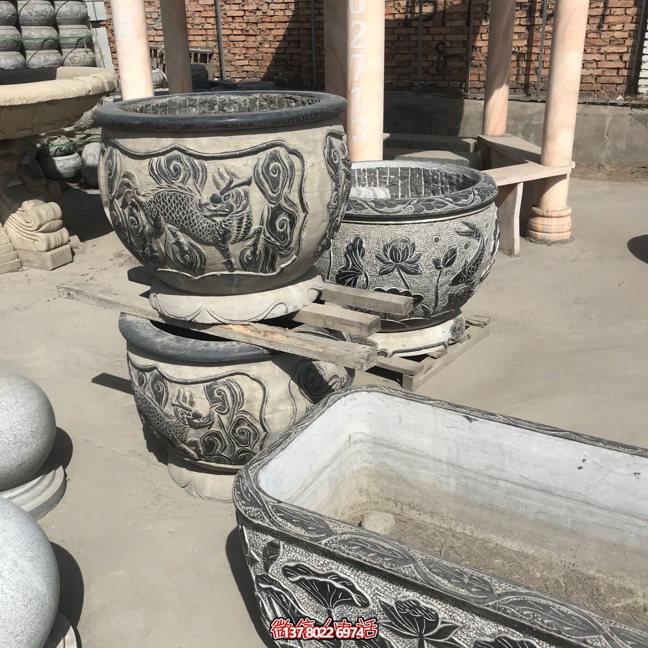 古典庭院风格仿古青石花盆 古典庭院风格仿古青石花盆