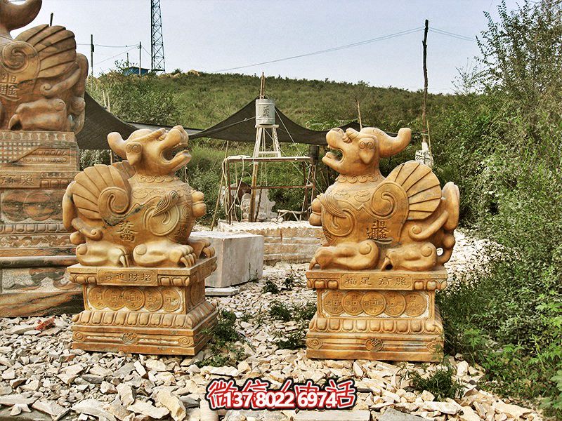 庭院晚霞红石雕貔貅雕塑 庭院晚霞红石雕貔貅雕塑
