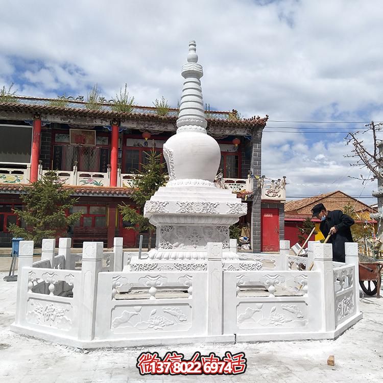 大型石雕舍利塔，宗教寺庙装置