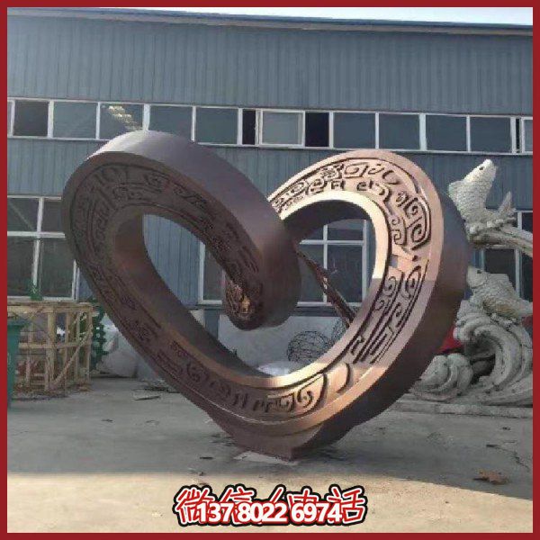 大型爱心雕塑