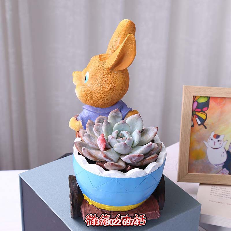 玻璃钢兔子雕塑拉花盆，让客厅摆件变得更有格调