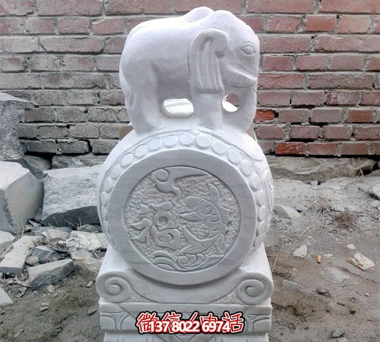 传统工艺精美青白玉大象雕塑 传统工艺精美青白玉大象雕塑