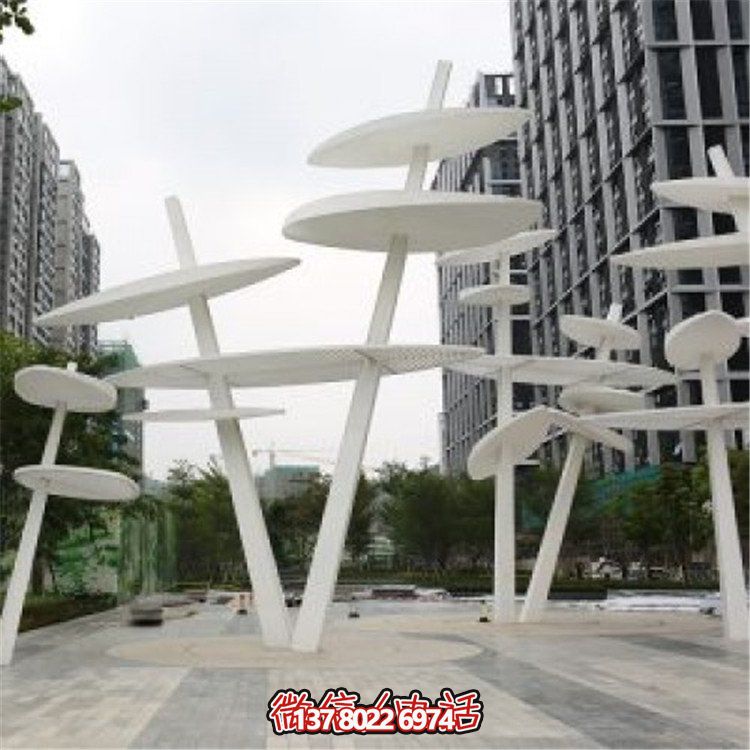 精美不锈钢雕塑，点缀大型房地产广场城市园林景观