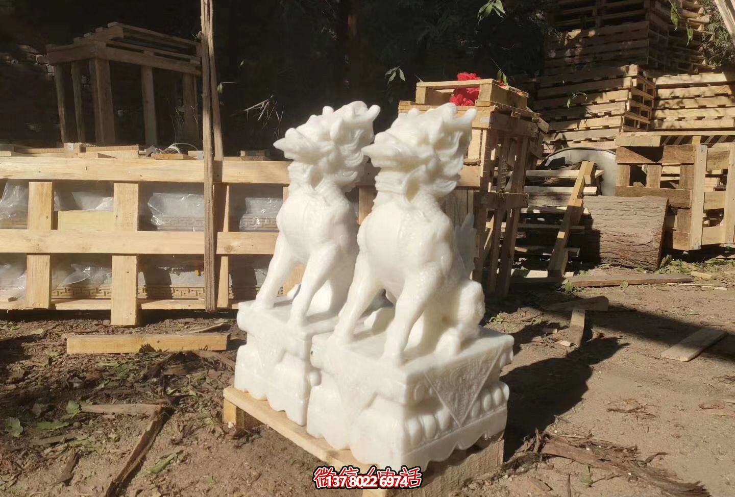 灵动美景——古典汉白玉石雕麒麟雕塑 灵动美景——古典汉白玉石雕麒麟雕塑