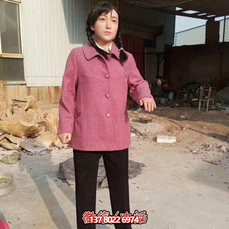 玻璃钢仿真女孩雕塑，打造景区精美环境