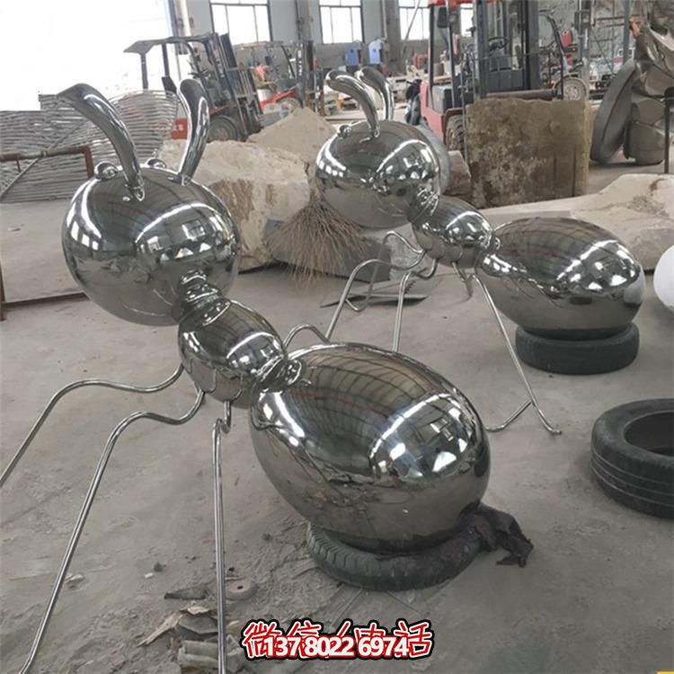 不锈钢动物雕塑，点缀公园景观
