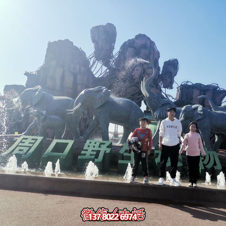 美丽的户外玻璃钢雕塑，引领景观主题