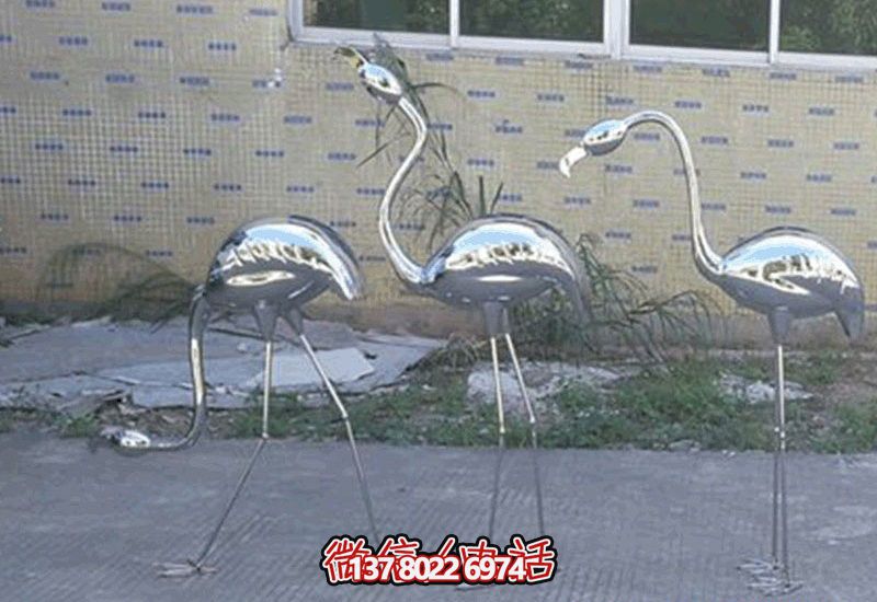 不锈钢火烈鸟雕塑，完美摆放于室内外庭院