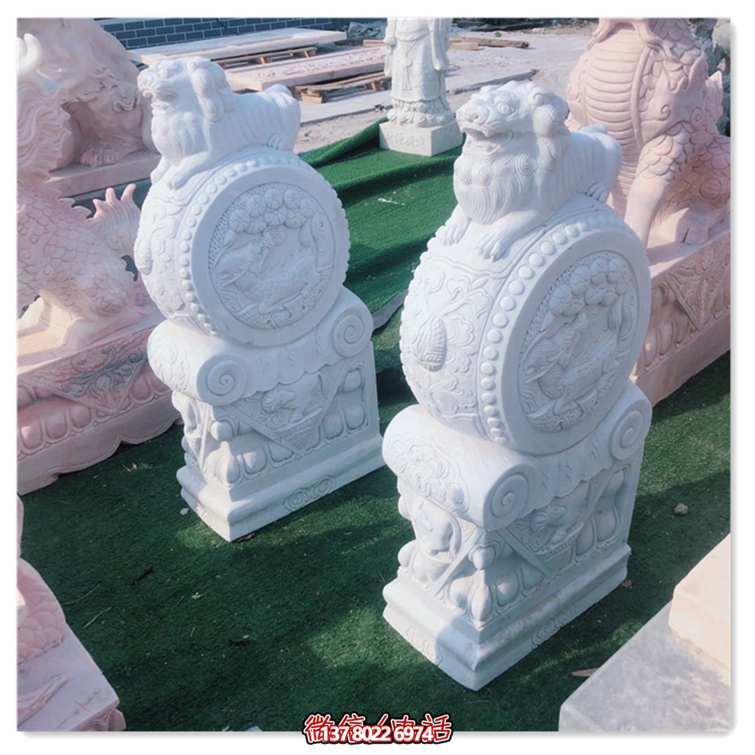精美石雕狮子雕塑，装点精致庭院