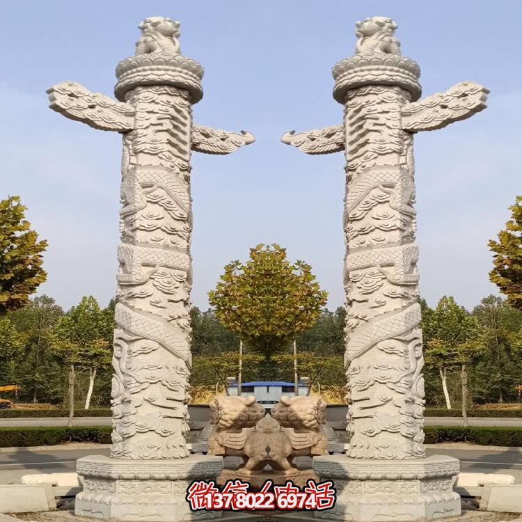 精美大理石手工雕刻龙纹华表雕塑，点缀广场美景