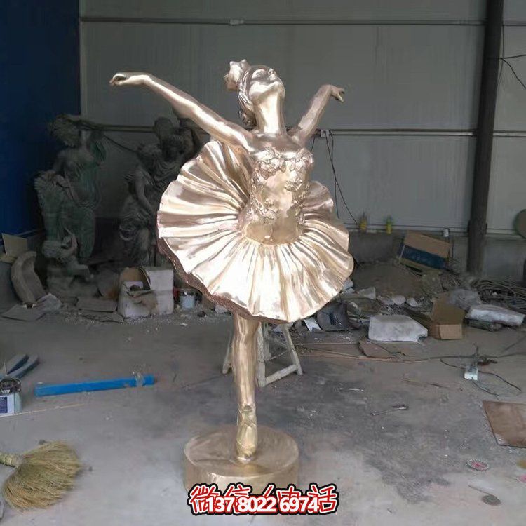 不锈钢雕塑，给您的园林、广场增添抽象跳舞的人物精彩！