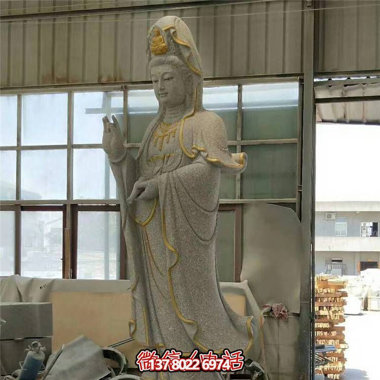 精美的大理石观音石雕
