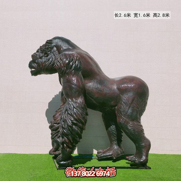 玻璃钢仿真大猩猩动物雕塑，点缀游乐园游乐摆放