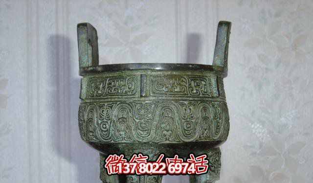 户外景区仿古做旧青铜器鼎雕塑 户外景区仿古做旧青铜器鼎雕塑