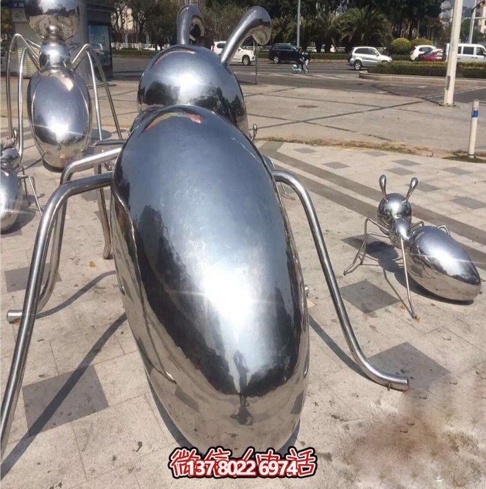 镜面不锈钢大型抽象蚂蚁雕塑