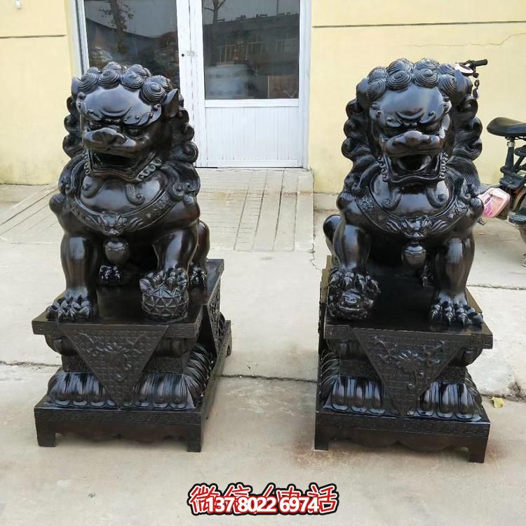 家用庭院别墅门口大型玻璃钢仿铜一对镇宅狮子雕塑