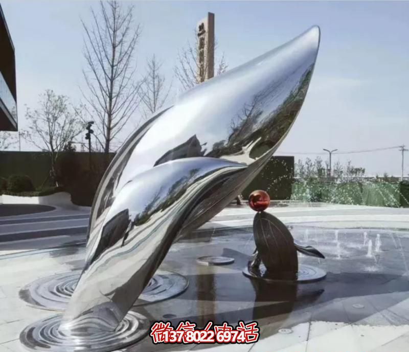 喷泉几只大小不一的不锈钢海豚雕塑 喷泉几只大小不一的不锈钢海豚雕塑