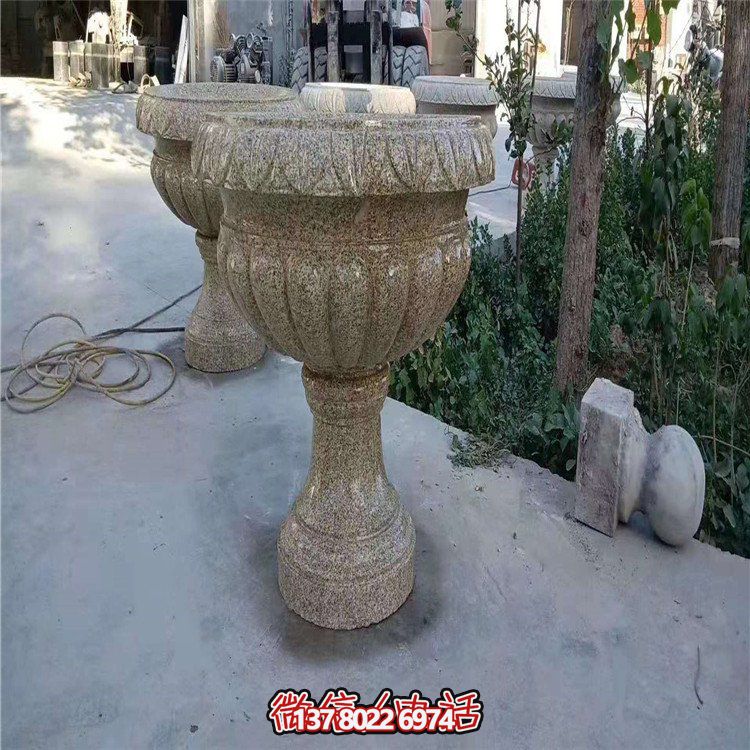 小区街道装饰黄锈岩雕刻欧式花盆